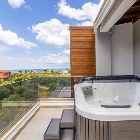 Villa Sithoniars White Luxury Maisonette *