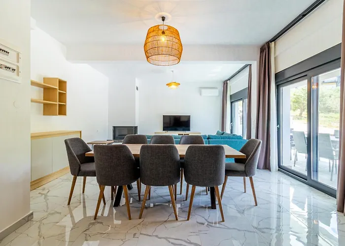 别墅 Sithoniars White Luxury Maisonette 新马尔马拉斯