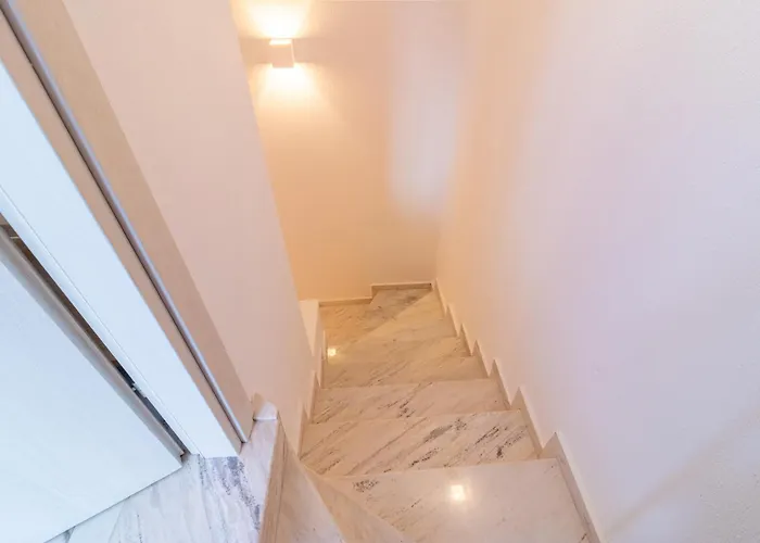 Sithoniars White Luxury Maisonette * 新马尔马拉斯