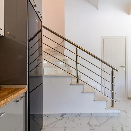 Willa Sithoniars White Luxury Maisonette