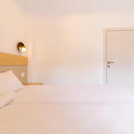 וילה Sithoniars White Luxury Maisonette *