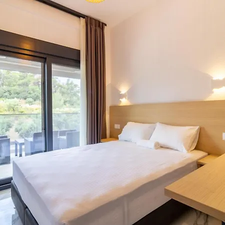 Sithoniars White Luxury Maisonette Neos Marmaras