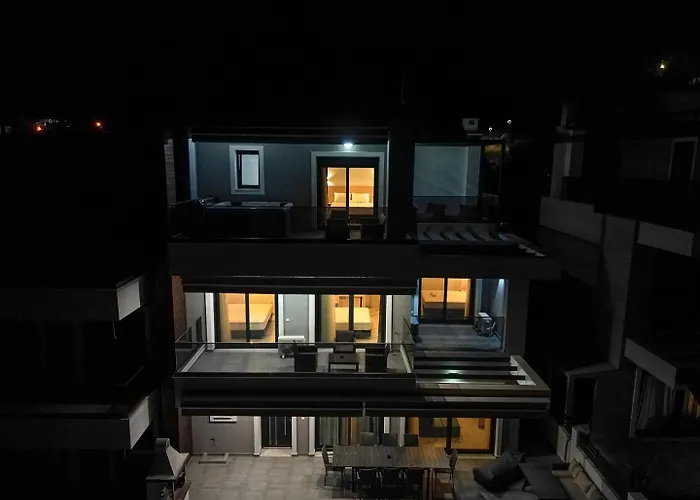 Sithoniars White Luxury Maisonette Вилла