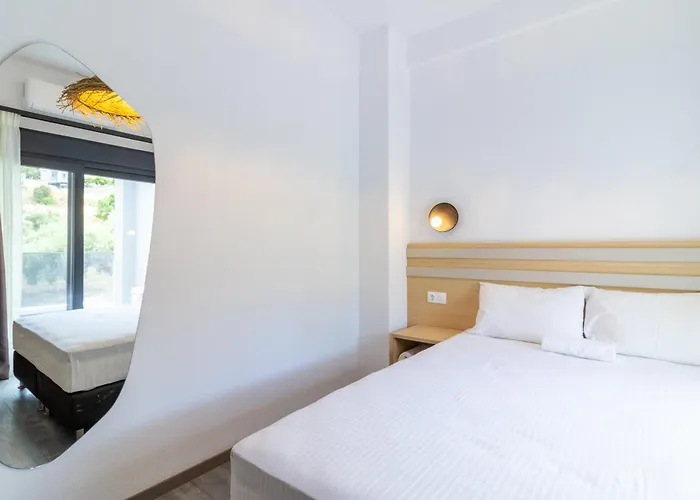 Sithoniars White Luxury Maisonette Вилла *