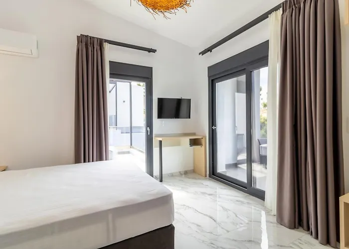 Villa Sithoniars White Luxury Maisonette Neos Marmaras