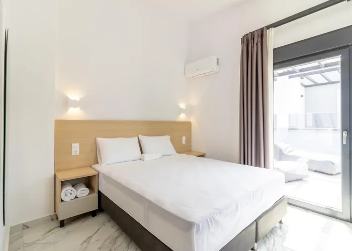 Villa Sithoniars White Luxury Maisonette *